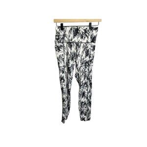 Yuna Size S/M Side Pocket‎ Splatter Leggings Black White Athletic Sporty